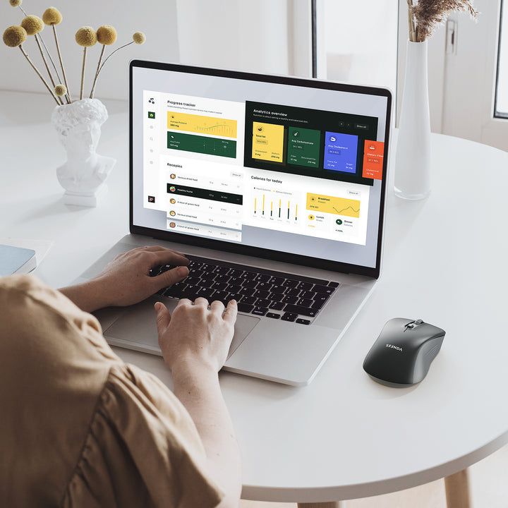Workplace with SEENDA MOU101 | Wireless Mouse